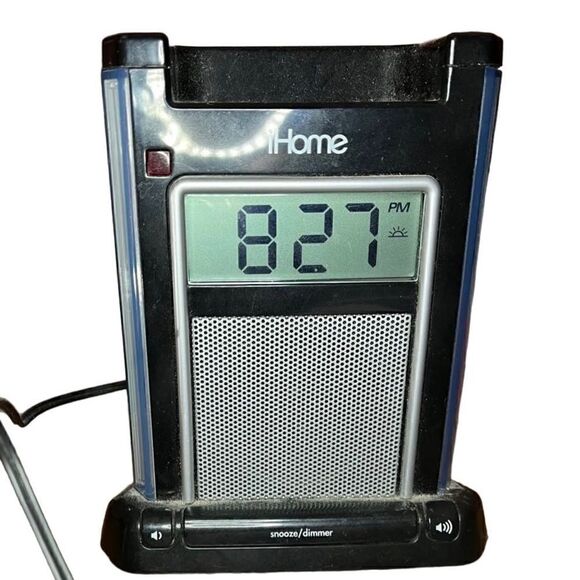 Ihome ipod/iphone alarm/speaker - Picture 1 of 5